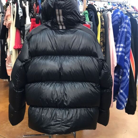 Canada Goose Black Puffer Jacket - Picture 11 of 15